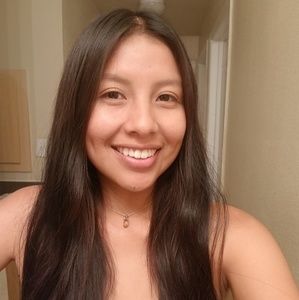 Meet your Posher, Faviola